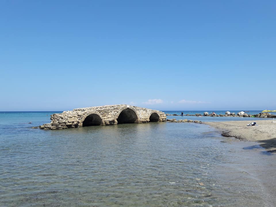 Kamenný mostek v Argassi